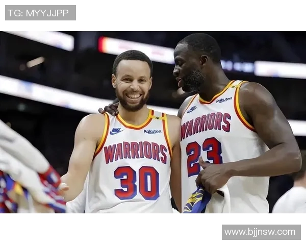 勇士与掘金季后赛对决库里展现绝佳状态引发球迷热议